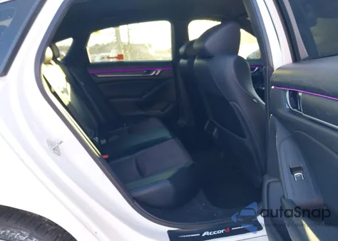 2018 Honda Accord Sport z USA, uszkodzony, nr VIN 1HGCV1F30JA057706